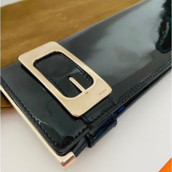 GUCCI G LOCK CLUTCH (AUTHENTIC) - Picture 6 of 7